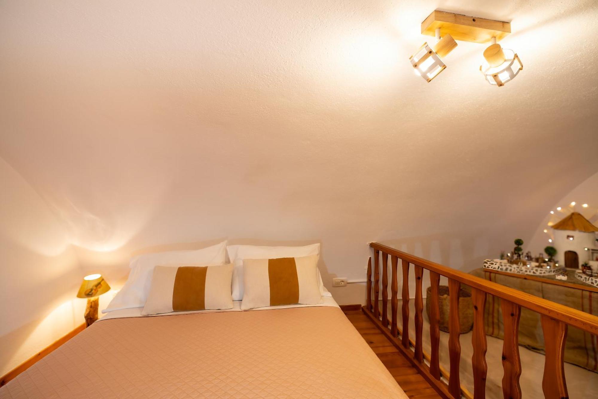 Villa Sertis Santorini Имеровигли Экстерьер фото